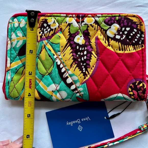 NWT Vera Bradley Grab n Go Wristlet - Picture 2 of 4
